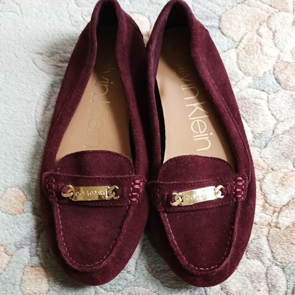 Calvin Klein Women's Deep Wine Burgundy Red Suede Loafers Sz. 9.5